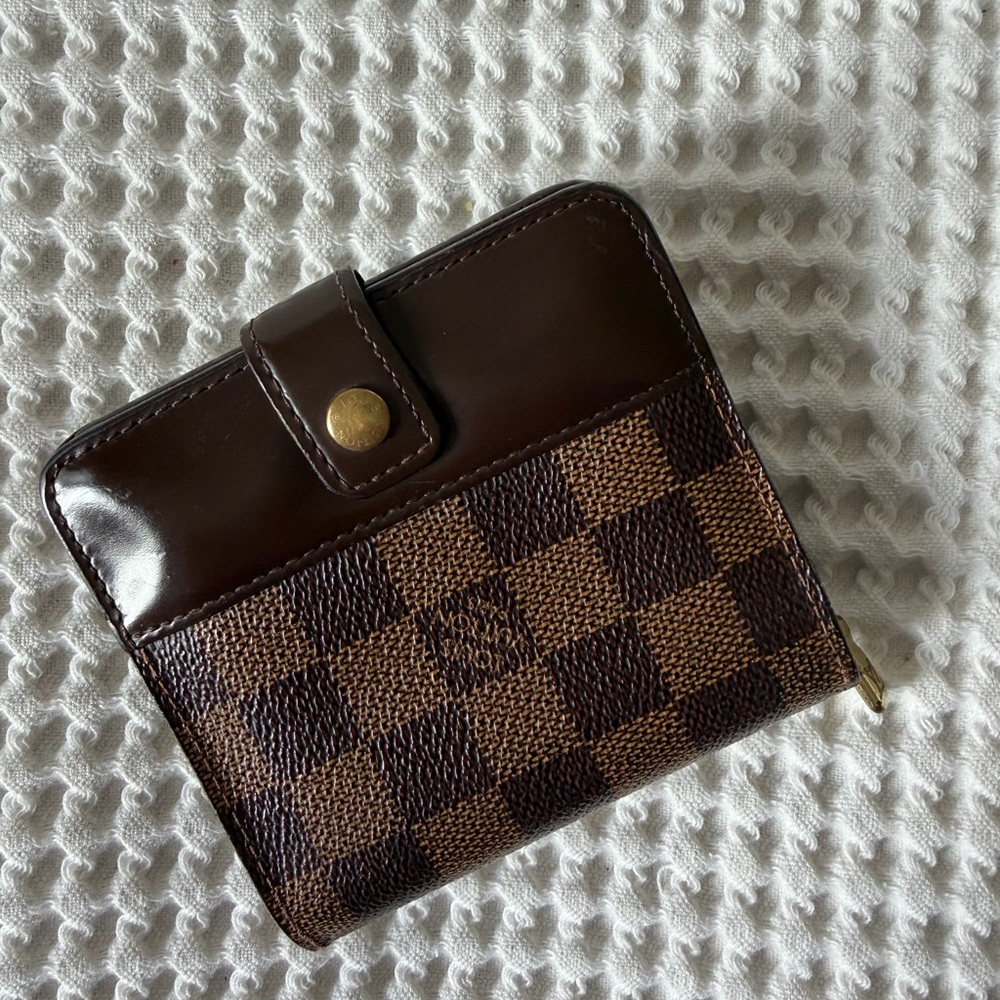 LV Damien Short Wallet